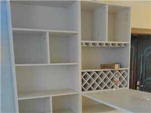 全新酒柜，有喜欢的可以联系我